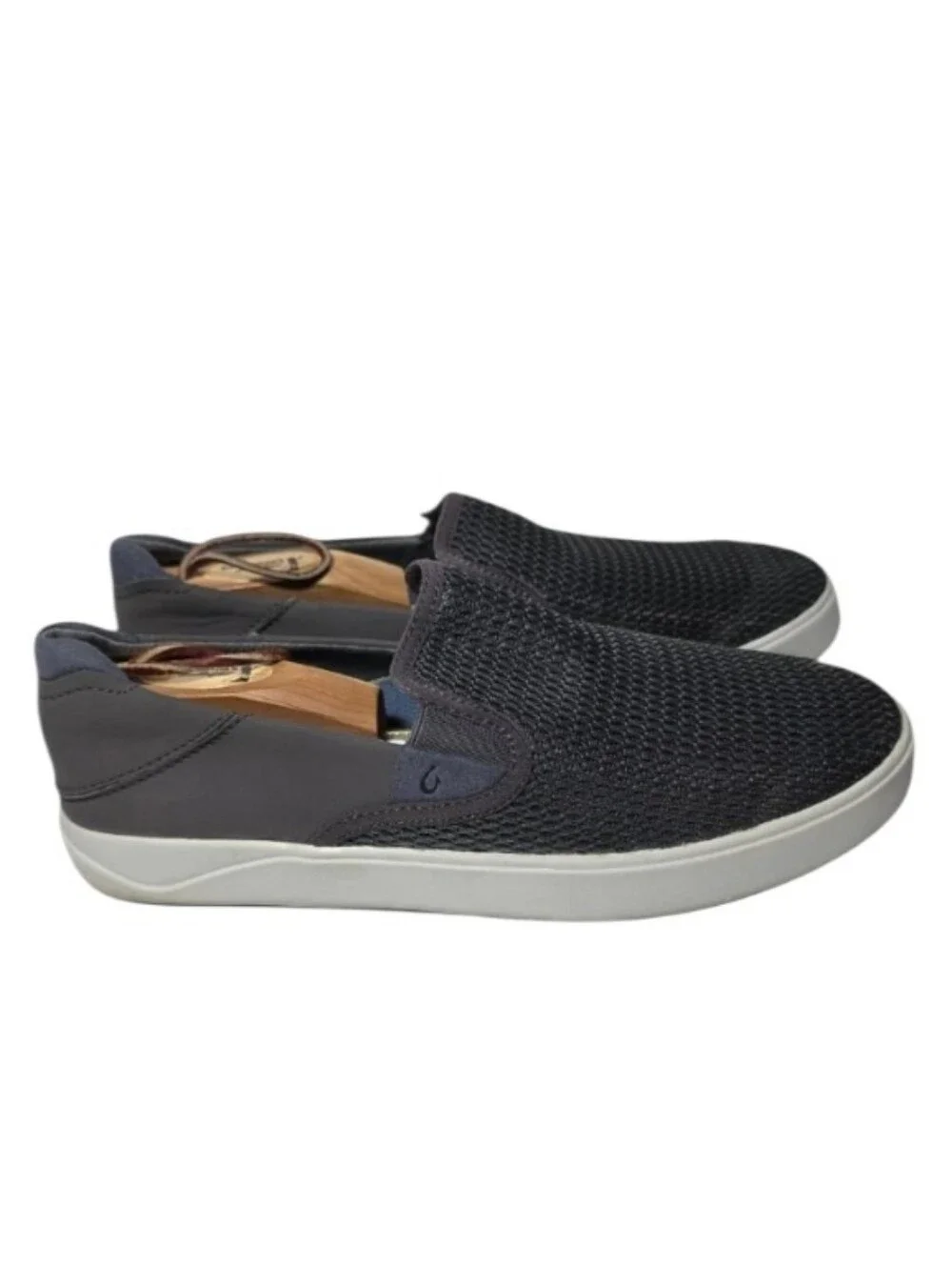 OluKai Men's Slip-On Shoes Size 9 Mesh Gray Comfort Casual Loafers